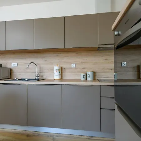 Dora Apartment