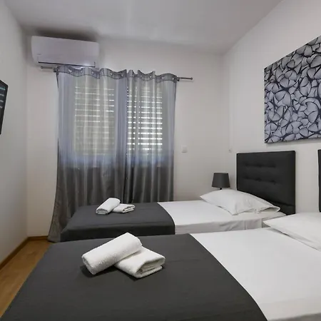 Dora Apartment Pula