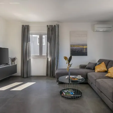 Dora Apartment Pula